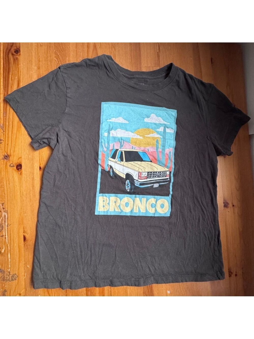 Ford bronco black unisex tshirt size large
